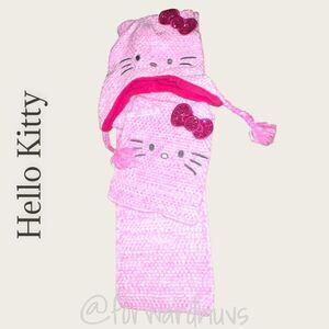 Hello Kitty Hat and Scarf Set - Adorably Used